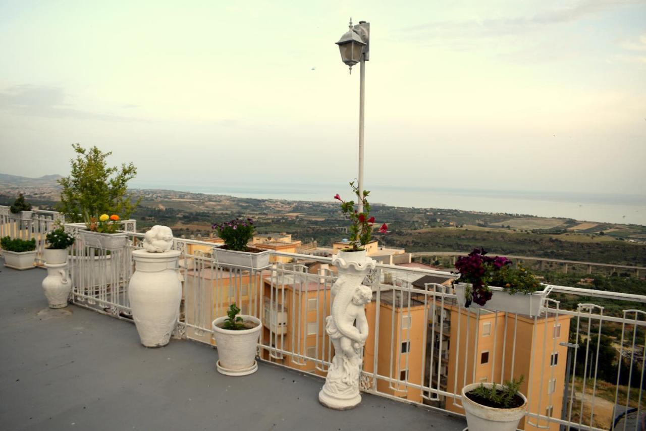 Apartment Terrazza Greca Agrigento Bagian luar foto