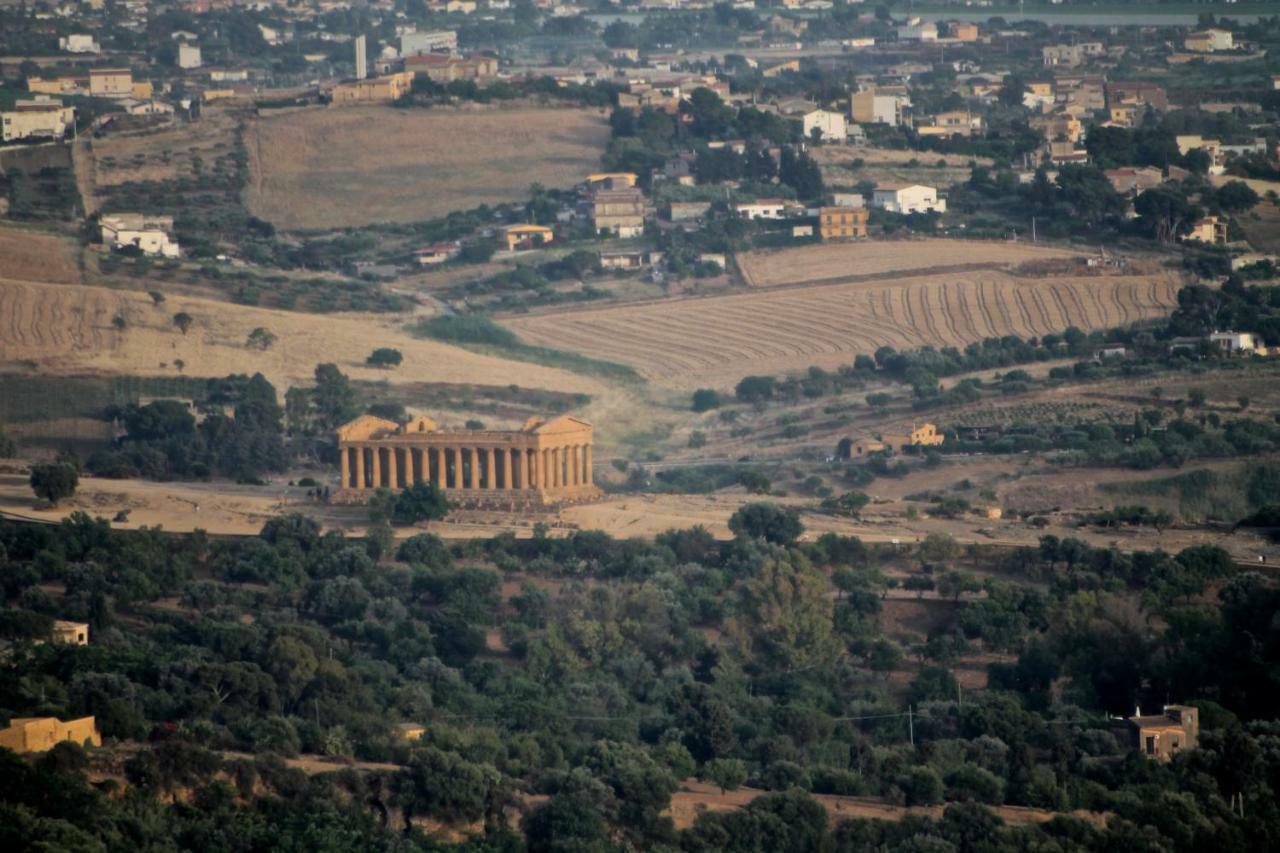 Apartment Terrazza Greca Agrigento Bagian luar foto